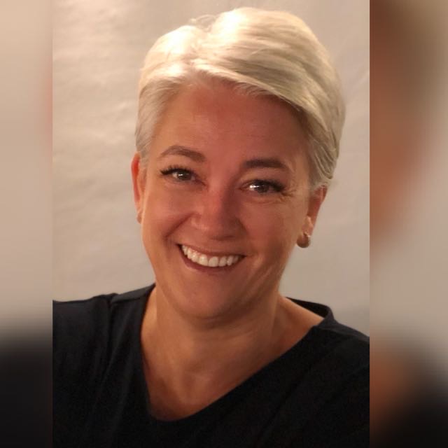 Angela Mondia Kuhn